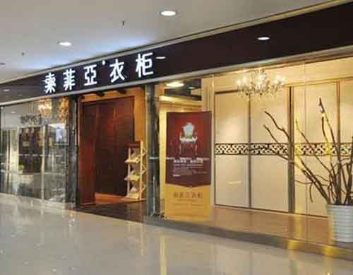 衣柜企業(yè)要打響品牌還是得靠專業(yè)賣場