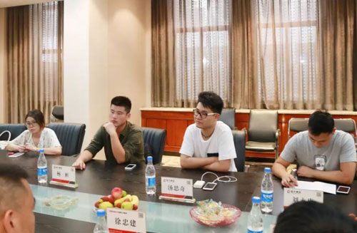 恒大集團(tuán)蒞臨群升門業(yè)考察，對新型避難間防火門予以肯定