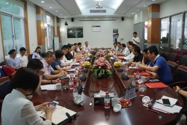 品牌大事|巴德士、湘江、展辰等企業大佬為何齊聚亞士？
