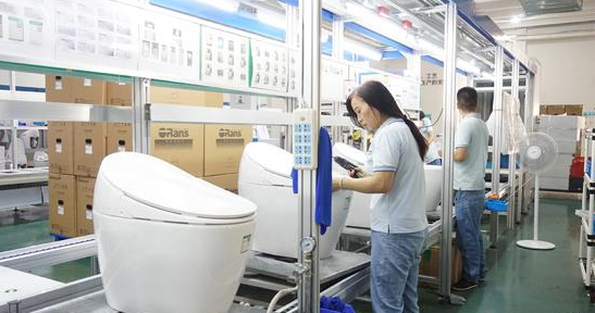 走訪歐路莎臺州生產(chǎn)基地 揭秘好智能馬桶是如何煉成的