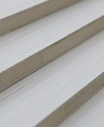 生態(tài)板知名品牌提醒您：識別產(chǎn)品優(yōu)劣的技巧有五個