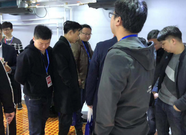 上海熱泵展開展首日，伊蕾科斯空氣能展區人氣爆棚！
