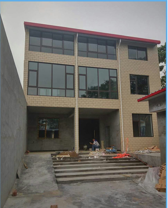 農(nóng)村自建房封窗戶安裝斷橋鋁門窗，便宜又安全 