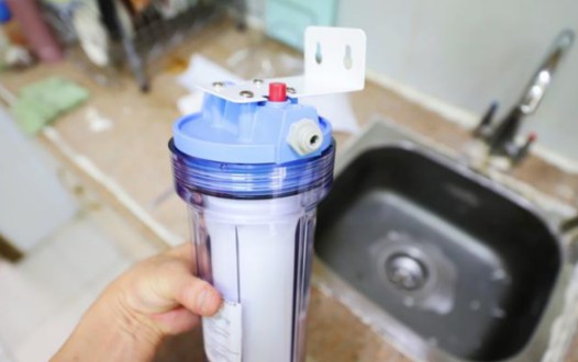 想提升水質(zhì)怎么辦?購買凈水器要技巧，三步驟幫你解決難題