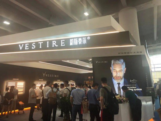建博會上各大智能家居品牌產品奪目，經銷商打開下半年市場可參考