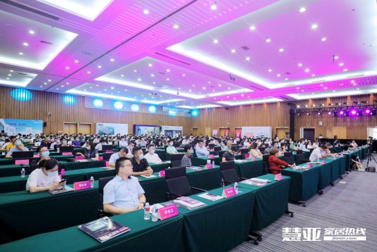 伊百麗全屋定制榮獲“2020經銷商推崇十大品牌”!
