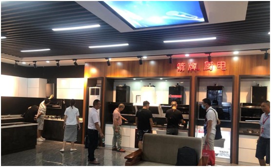 箭牌廚電驚艷亮相中國(guó)小家電交易會(huì) 智能化征服市場(chǎng)